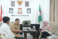 Ketua Fraksi PDIP DPRD Makassar, Andi Suhada Sappaile  bersama Frakasi PDIP bertemu Wali Kota Makassar, Munafri Arifuddin mendukung program yang ada di Pemerintah Kota.(FOTO:ist)