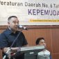 Wakil Ketua DPRD Kota Makassar, Suharmika membuka Sosialisasi Peraturan Daerah di Hotel D'Maleo. (FOTO:SH)