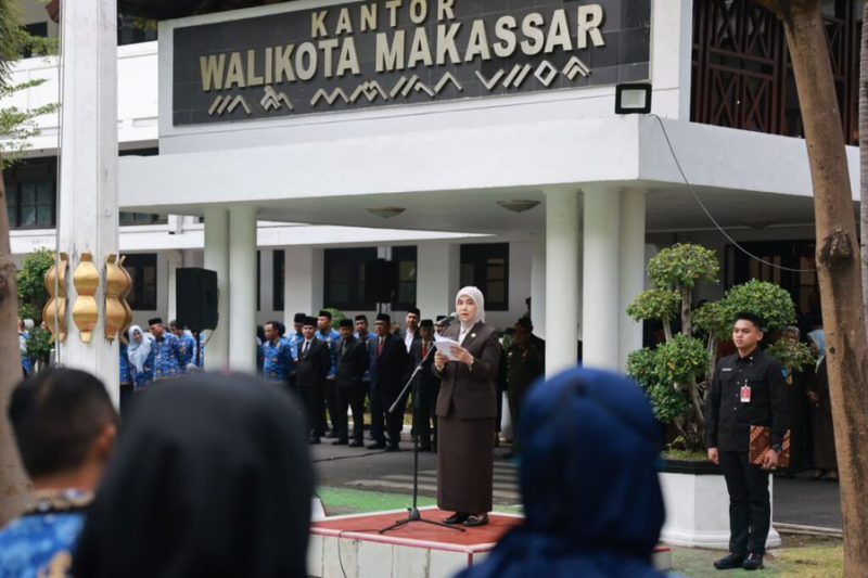 Dalam rangka memperingati Hari Kebangkitan Nasional yang jatuh pada 20 Mei 2025, Wakil Wali Kota Makassar, Aliyah Mustika Ilham, mengajak seluruh Aparatur Sipil Negara (ASN) di lingkungan Pemkot Makassar untuk memperkuat semangat kebersamaan dan solidaritas. (FOTO:HUMAS PEMKOT)
