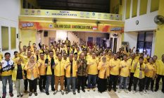 Munafri Arifuddin Pimpin Rapat Pleno Penetapan Prof. Apiaty Amin Syam sebagai PAW Anggota DPRD Makassar