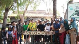 Wali Kota Makassar, Munafri Arifuddin, bersama Ketua TP PKK Kota Makassar, Ibu Melinda Aksa, melakukan kunjungan kerja ke empat pulau terluar yang masuk wilayah administrasi Kota Makassar: Pulau Langkai, Lanjukang, Lumu-Lumu, dan Bonetambu. (FOTO:ist)